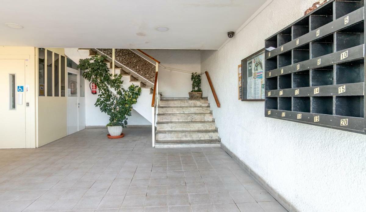 Empuria Beach D-Luxe Empuriabrava Esterno foto